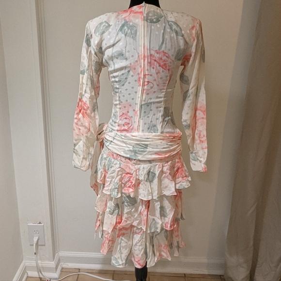 Vintage 1980's Silks By St. Gillian Cream Roses Floral 100% Silk Dress Size 4 - Picture 3 of 13